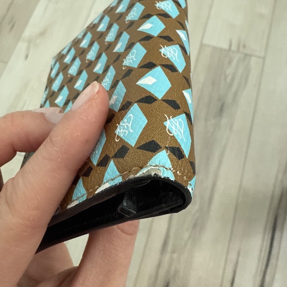 Fendi Calf Leather F Logo Small Bifold Wallet - Picture 14 of 16